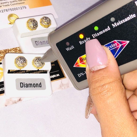 Real diamond earrings, custom designed beautiful gold vermeil natural diamonds - Picture 1 of 6